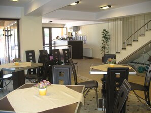Bar (on property) - Hotel Premier (Sibiu)