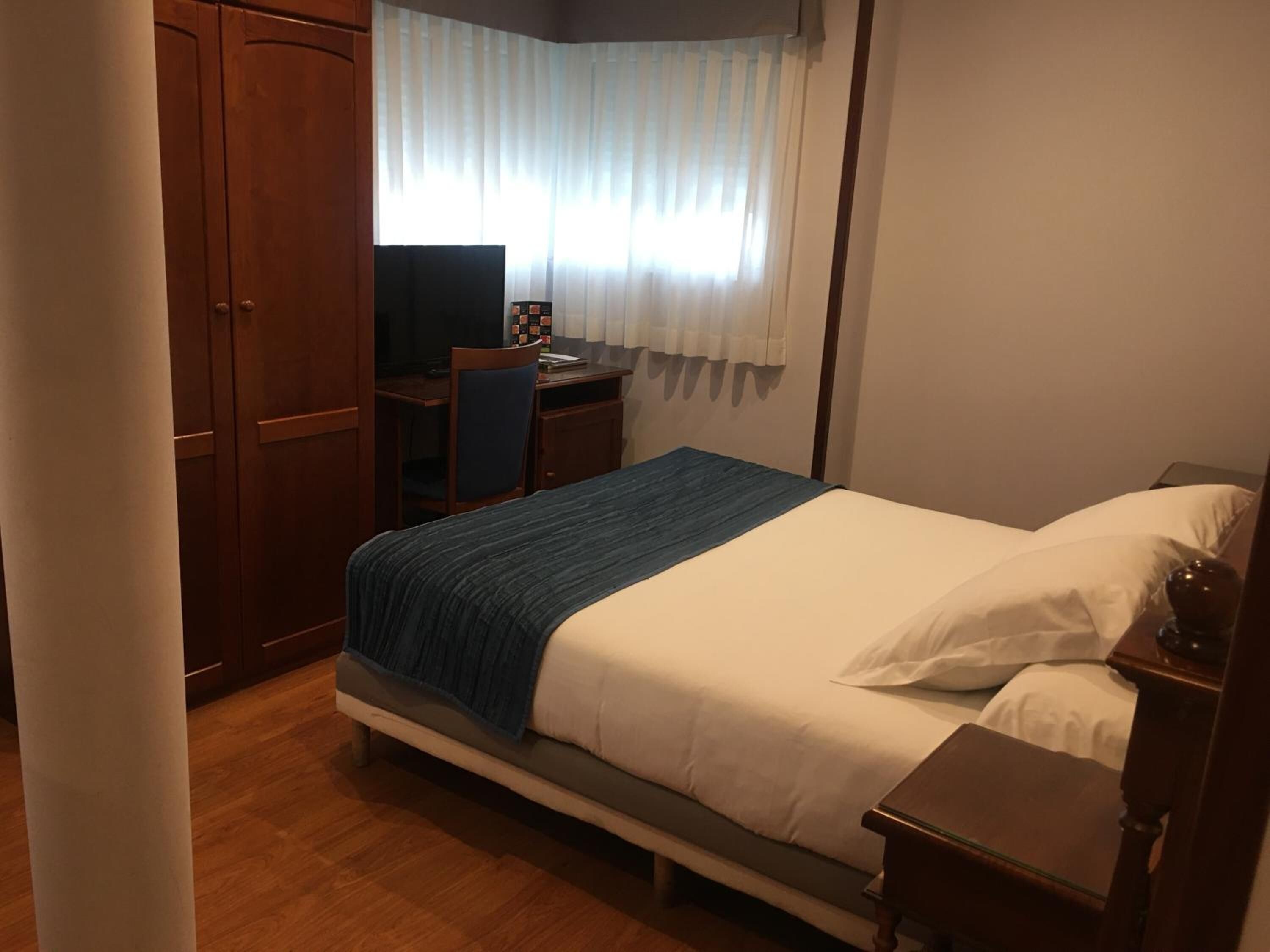 classic double room single use | select comfort beds, minibar, in-room safe, desk