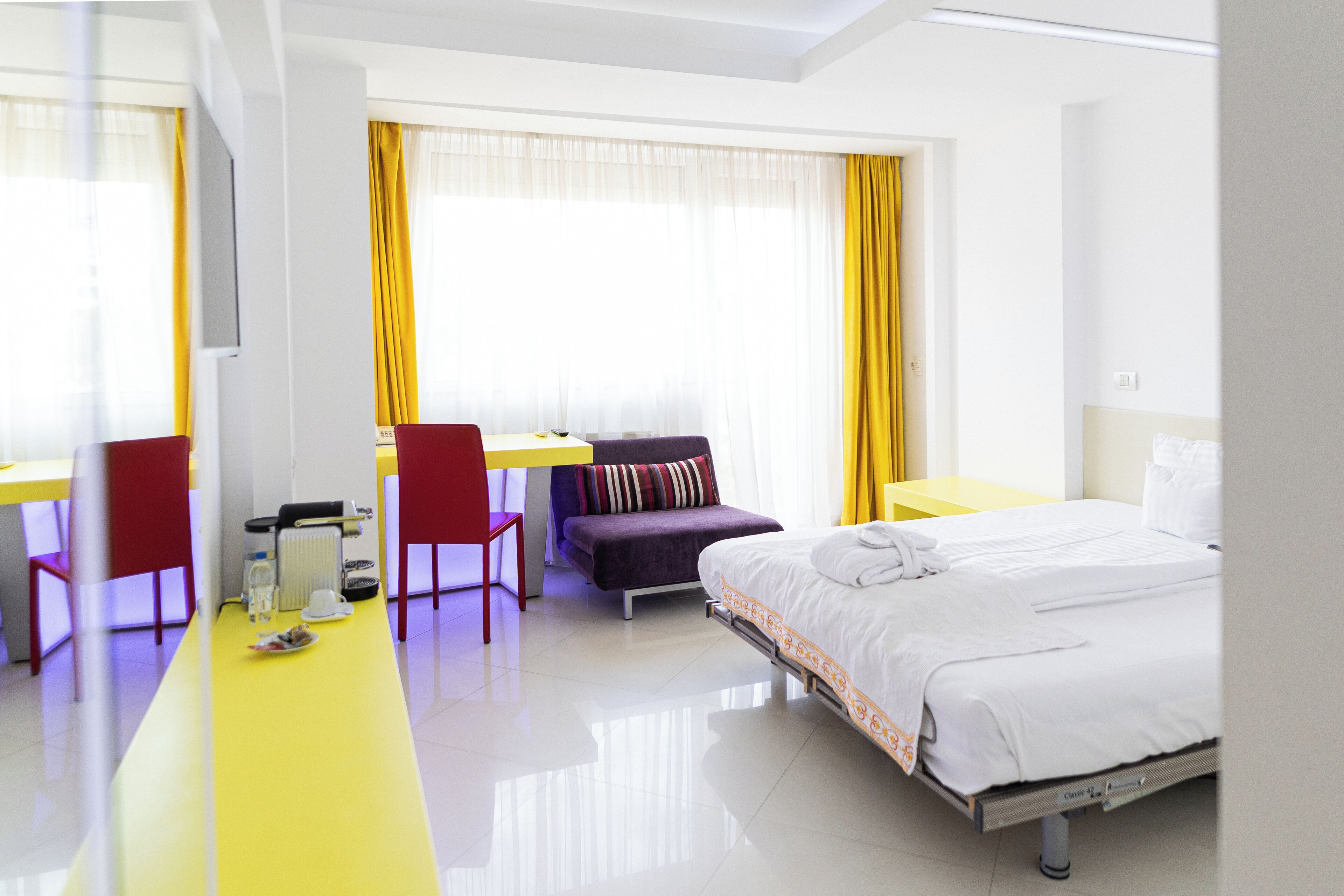 standard room | hypo-allergenic bedding, memory-foam beds, in-room safe, desk