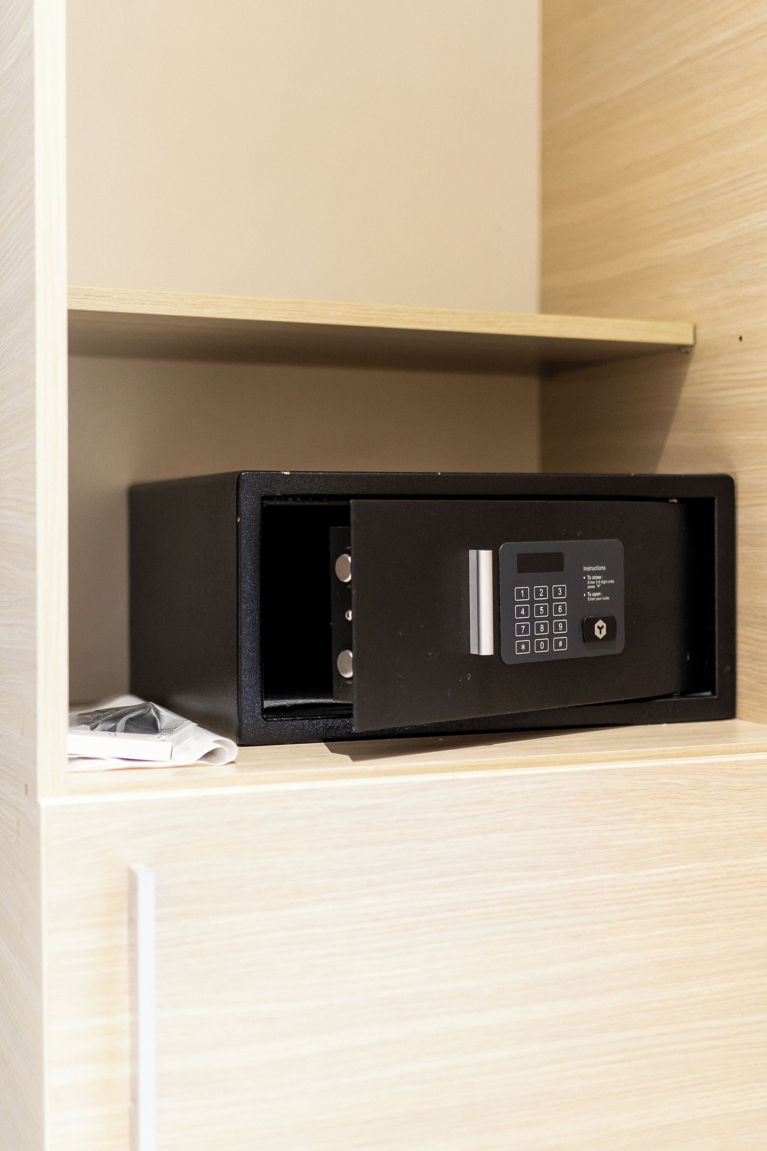 Photo - Christina Hotel