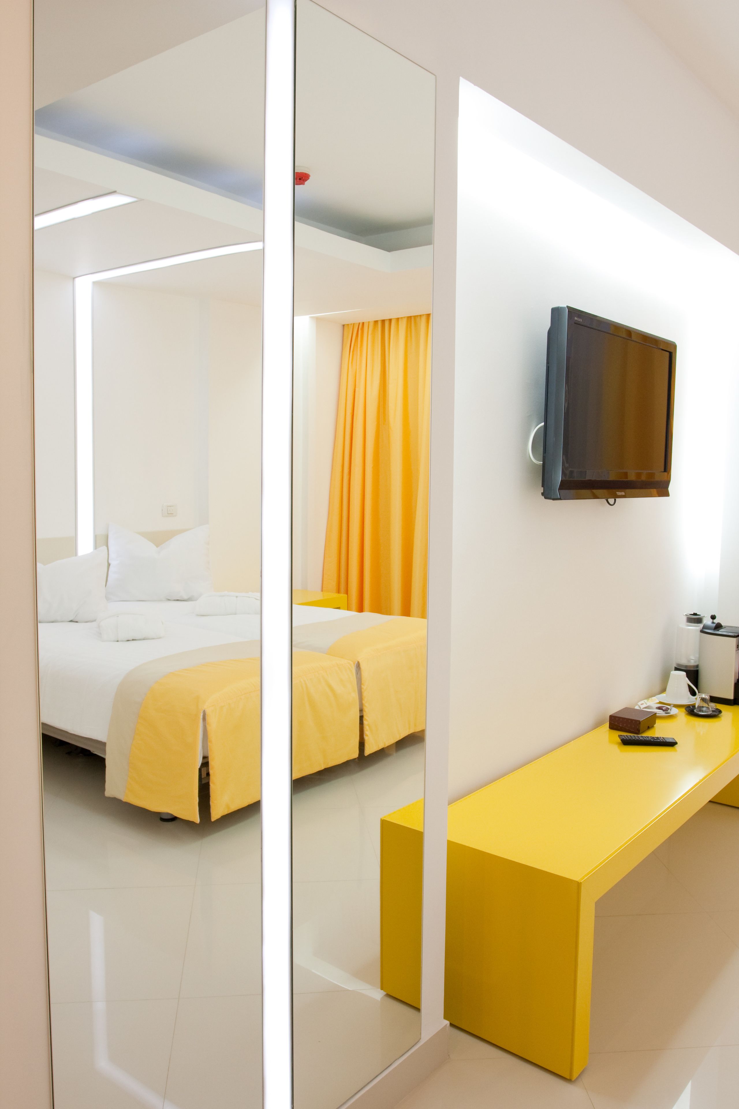 Photo - Christina Hotel