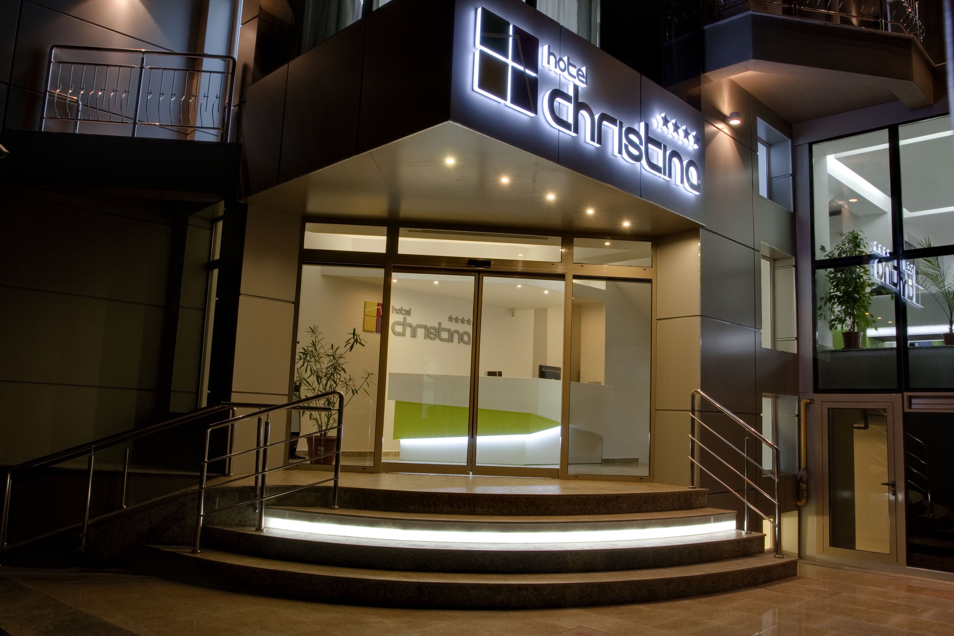 Façade de l’hébergement - soirée/nuit