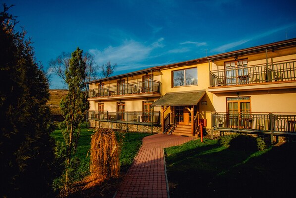 Exterior - Sojka Resort - Hotel & Drevenice (Malatiny)