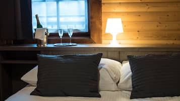 Coffres-forts dans les chambres, bureau, Wi-Fi gratuit, draps fournis