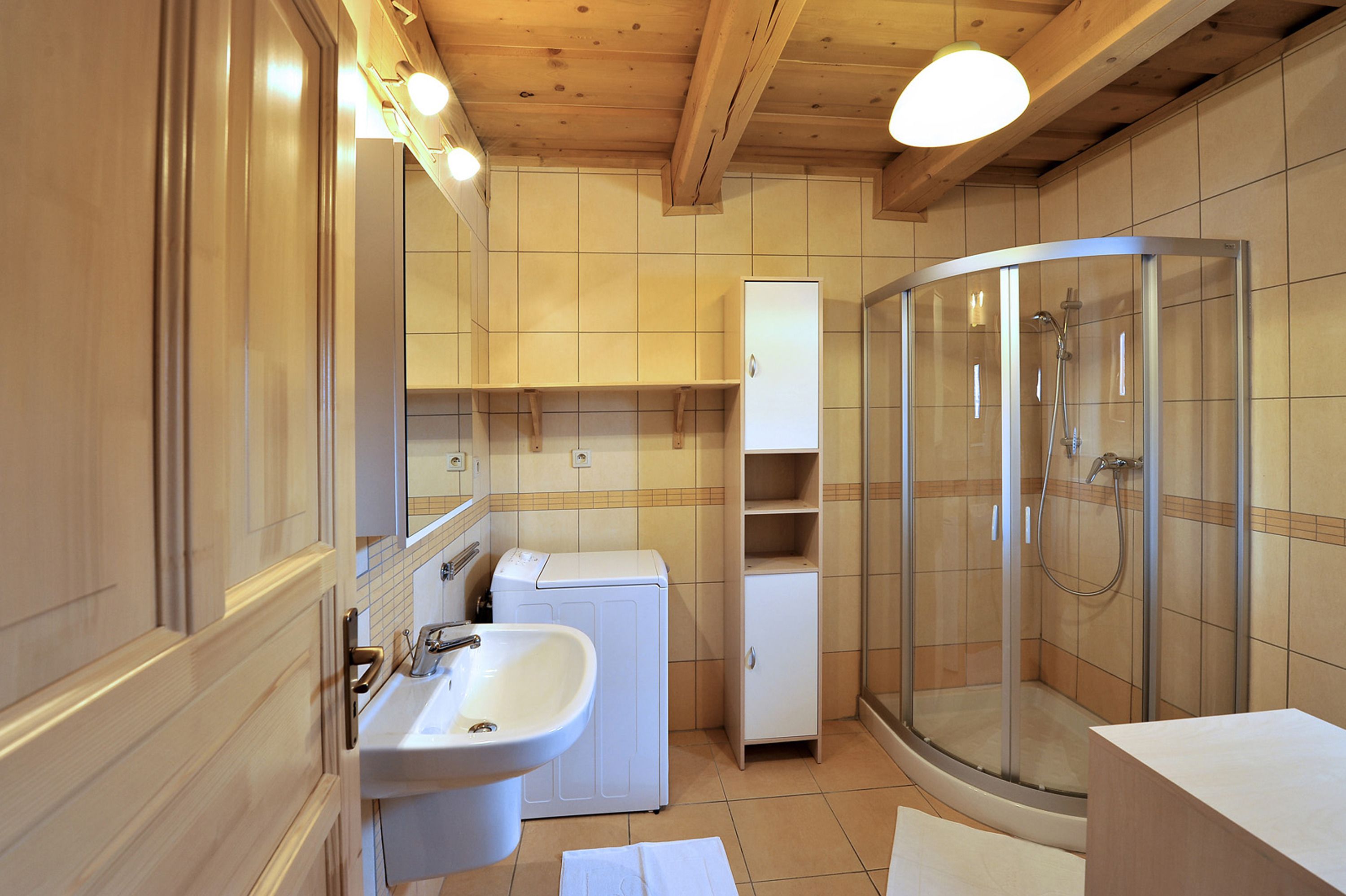 chalet, 3 bedrooms, kitchen, garden view | bathroom | free toiletries, hair dryer, towels