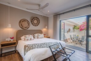 Design Room, 1 Bedroom | Egyptian cotton sheets, premium bedding, down comforters, pillowtop beds