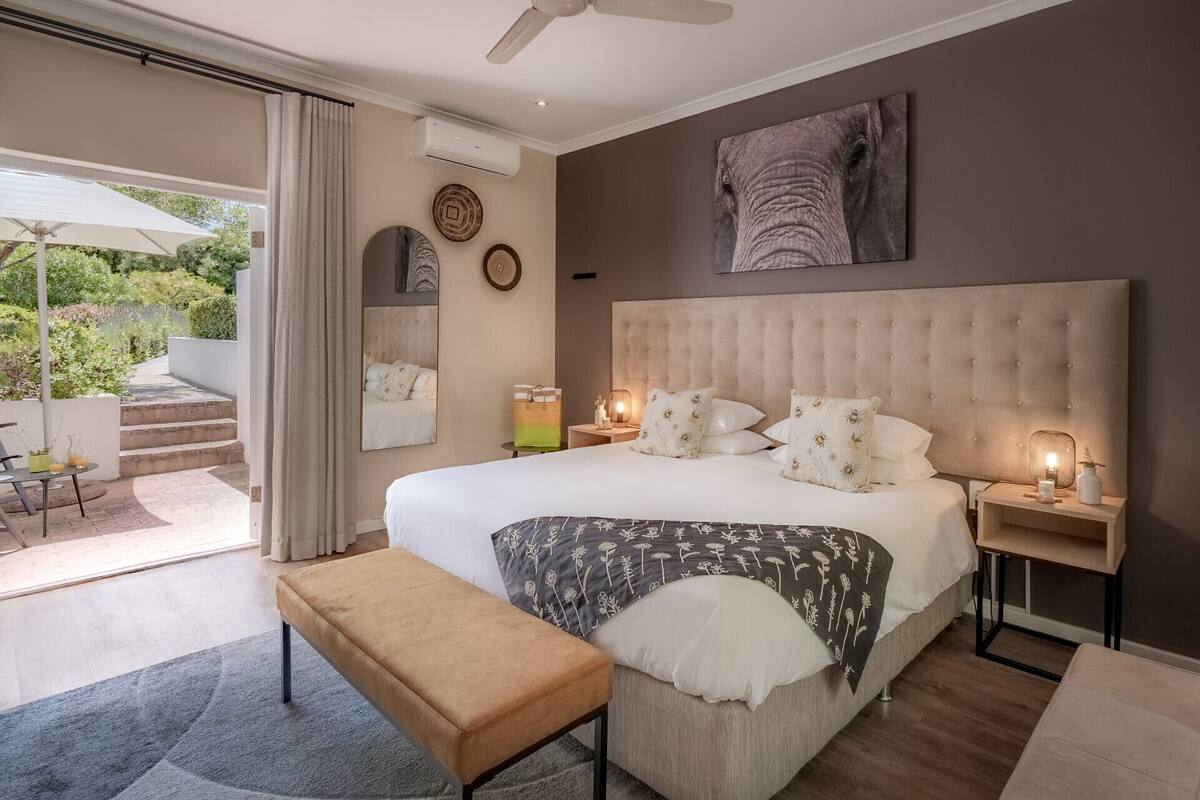 Traditional Room, 1 Bedroom, Garden View | Egyptian cotton sheets, premium bedding, down comforters, pillowtop beds