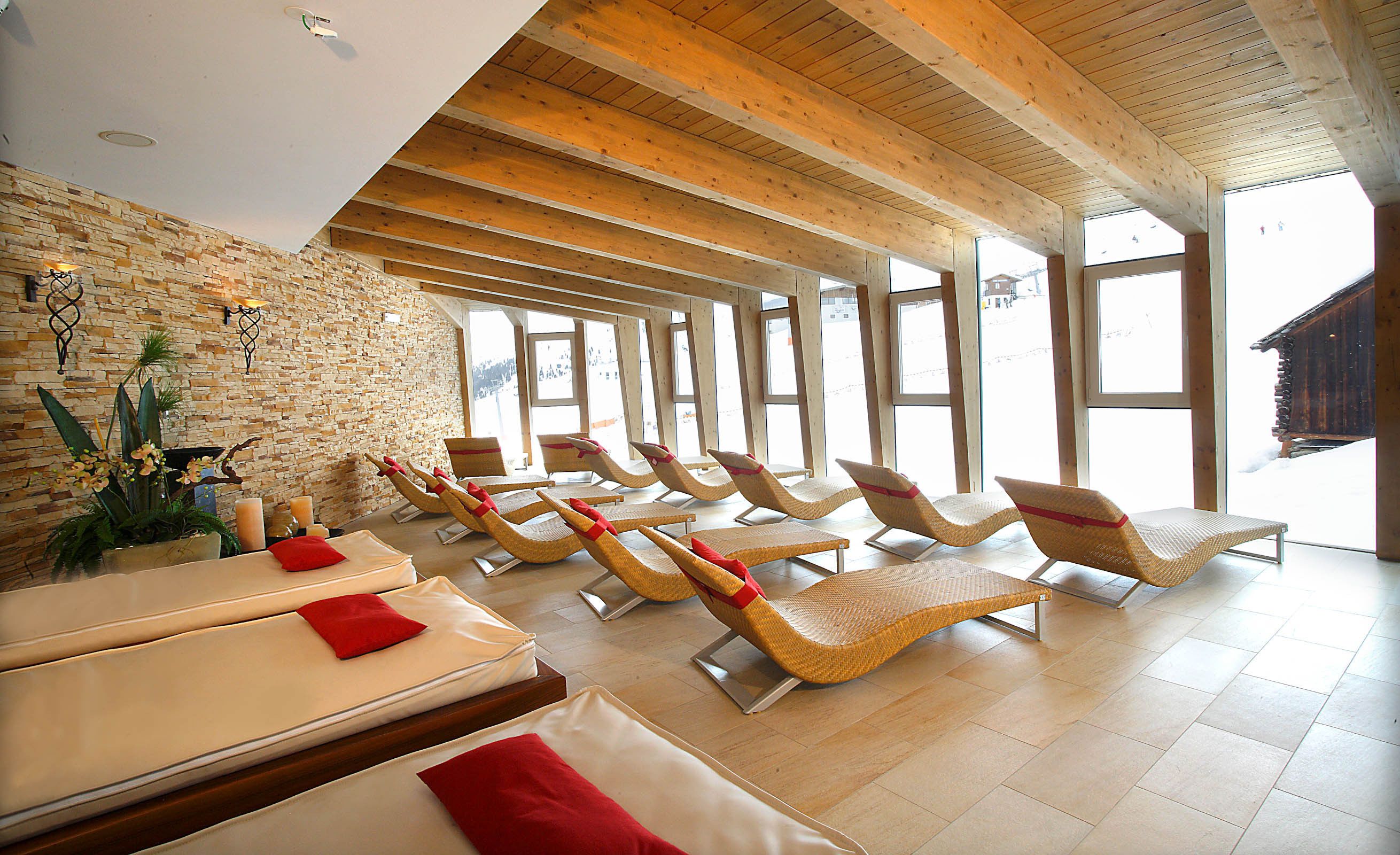 Massages sportifs, salles de massage et de soins