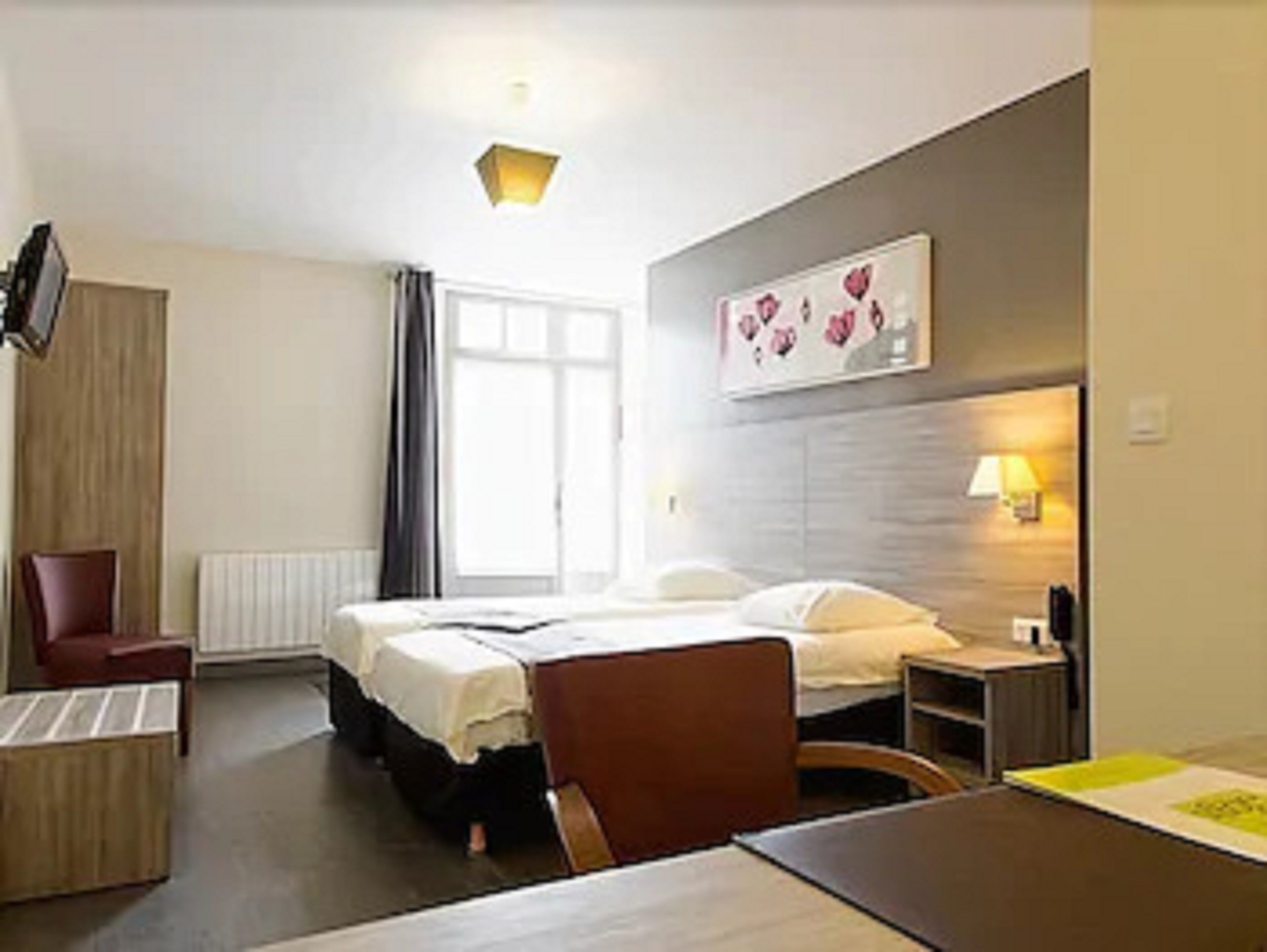 double room | desk, free cots/infant beds, rollaway beds, free wifi