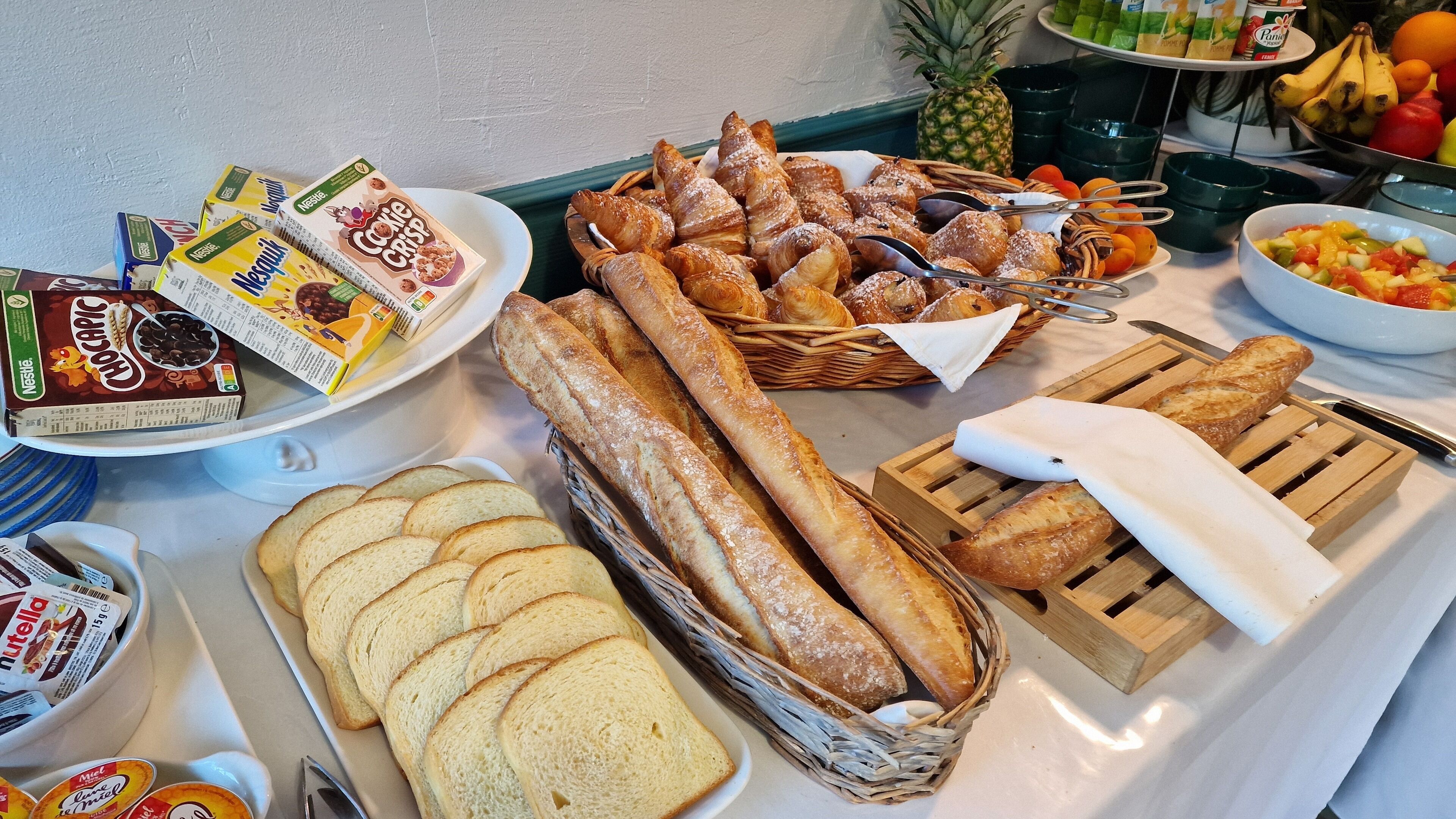 daily buffet breakfast (eur 12 per person)