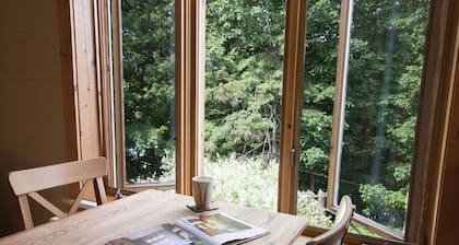 Auberge Le Lupin B&B