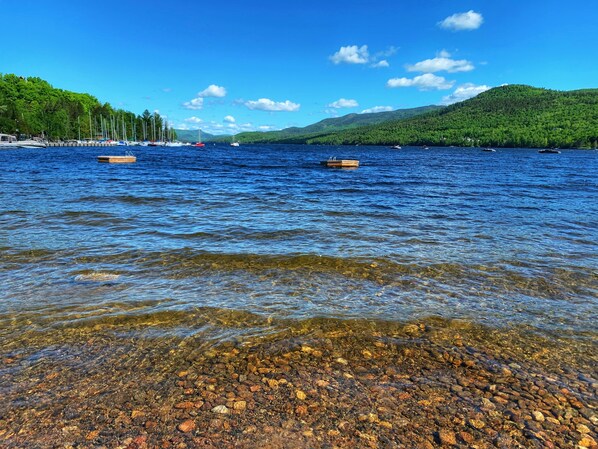 Beach - Auberge Le Lupin B&B (Mont-Tremblant)