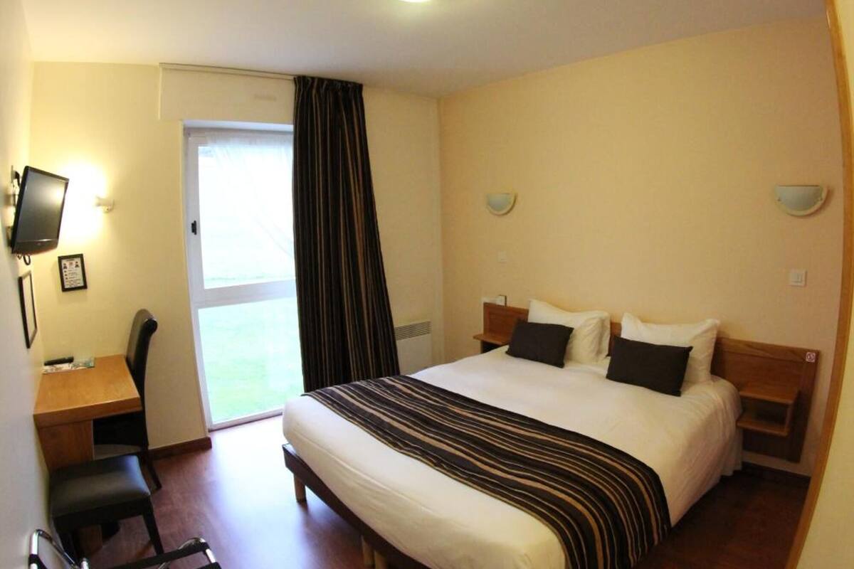 premium bedding, desk, blackout curtains, soundproofing