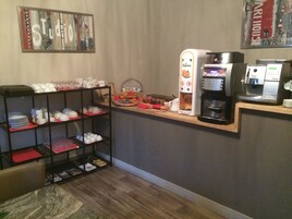Desayuno buffet todos los días (con cargo)