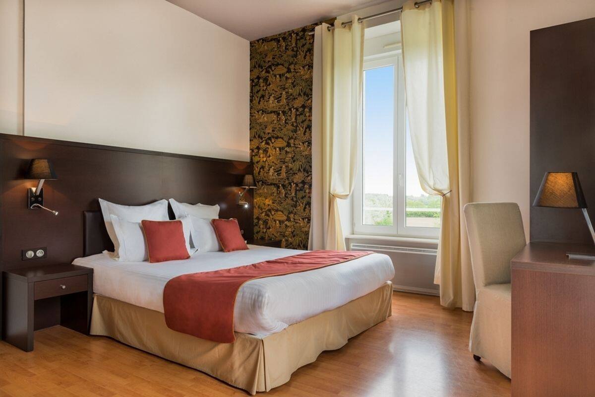 superior double room | premium bedding, in-room safe, desk, soundproofing