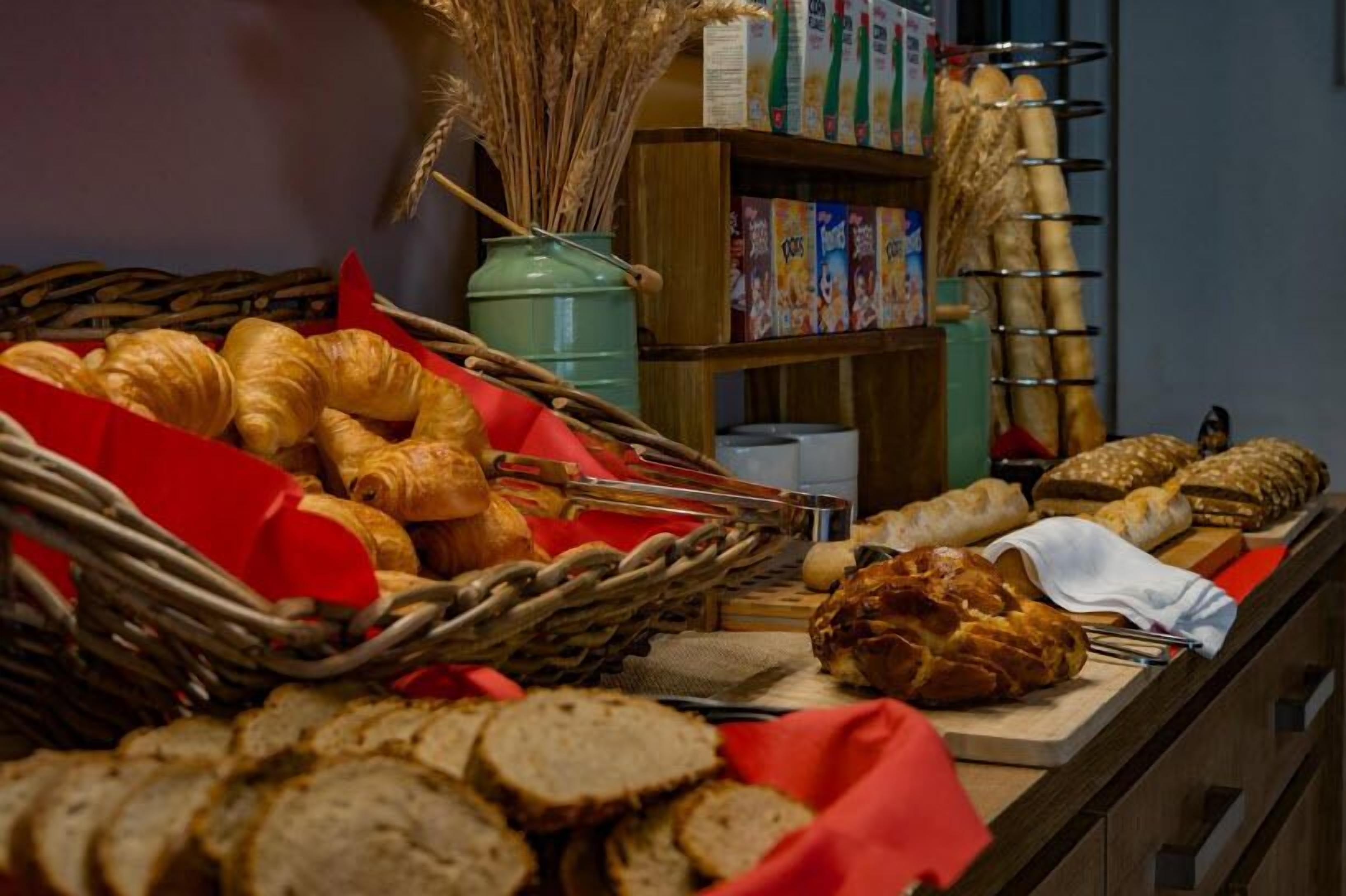 daily buffet breakfast (eur 18 per person)