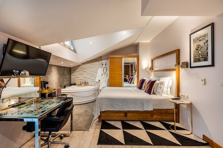 Luxury Studio Suite, 1 Bedroom, Terrace, Sea View | Pillowtop beds, minibar, in-room safe, individually decorated