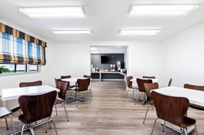 Esmorzar diari continental gratuït 