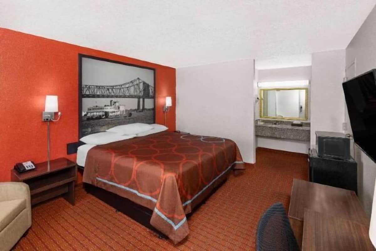 Desk, blackout curtains, iron/ironing board, free cots/infant beds