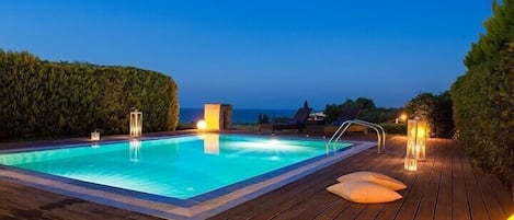 Vila clássica, 2 quartos | Vista do quarto
