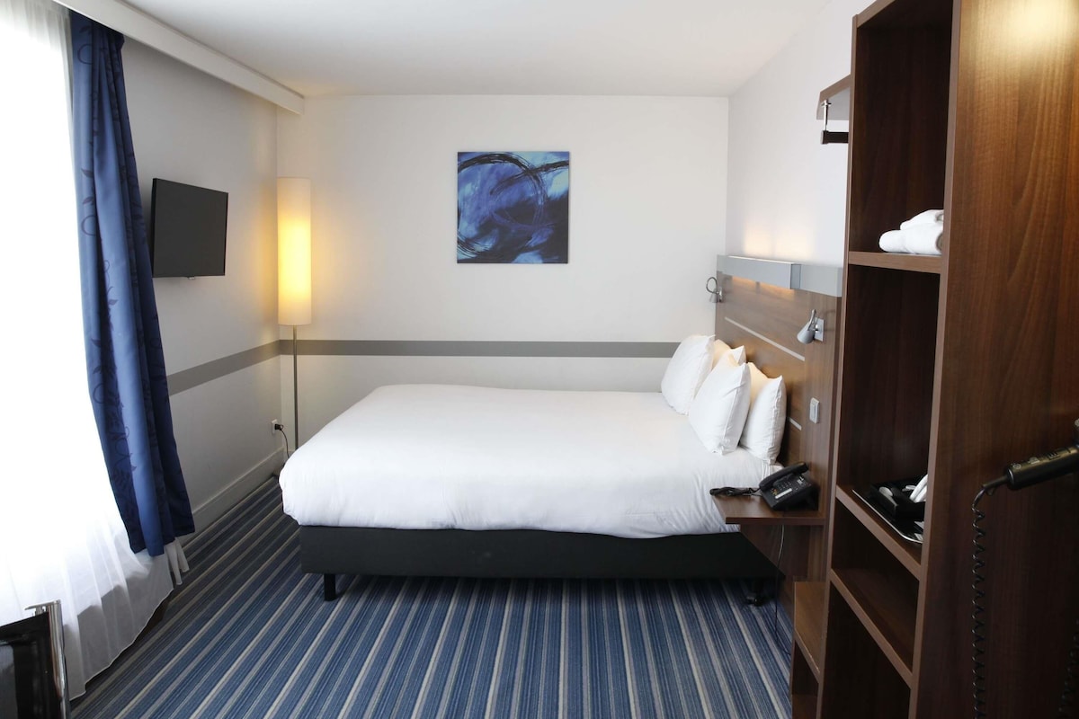 Chambre, 1 lit double (Unrenovated)