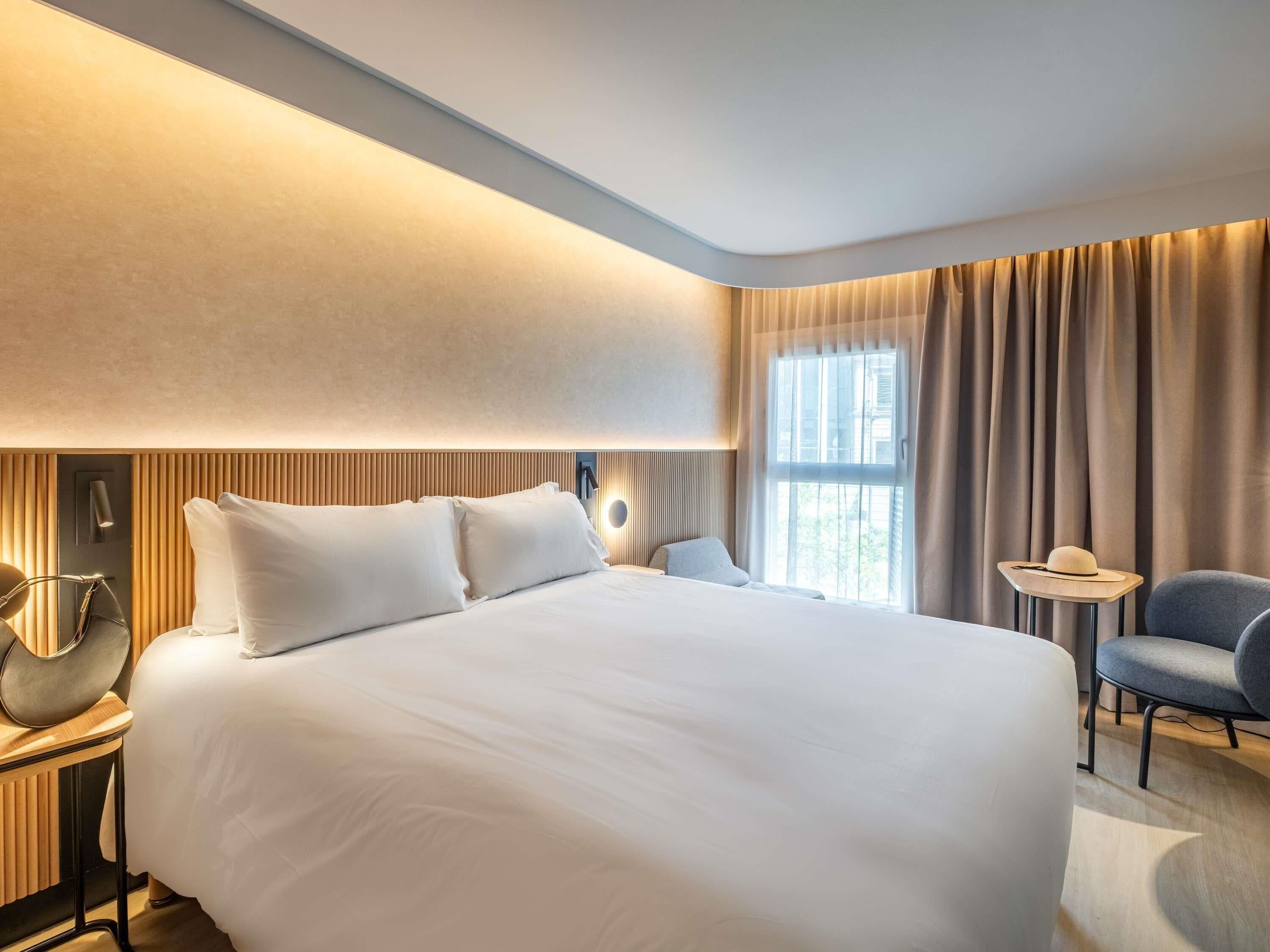 Standard Room, 1 Double Bed with Sofa bed | Premium bedding, in-room safe, desk, soundproofing