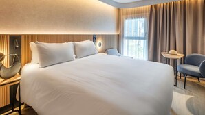 Standard Room, 1 Double Bed with Sofa bed | Premium bedding, in-room safe, desk, soundproofing