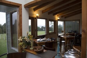 Free daily buffet breakfast - Borde Lago Hotel (Puerto Varas)