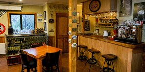 Bar (di hartanah)