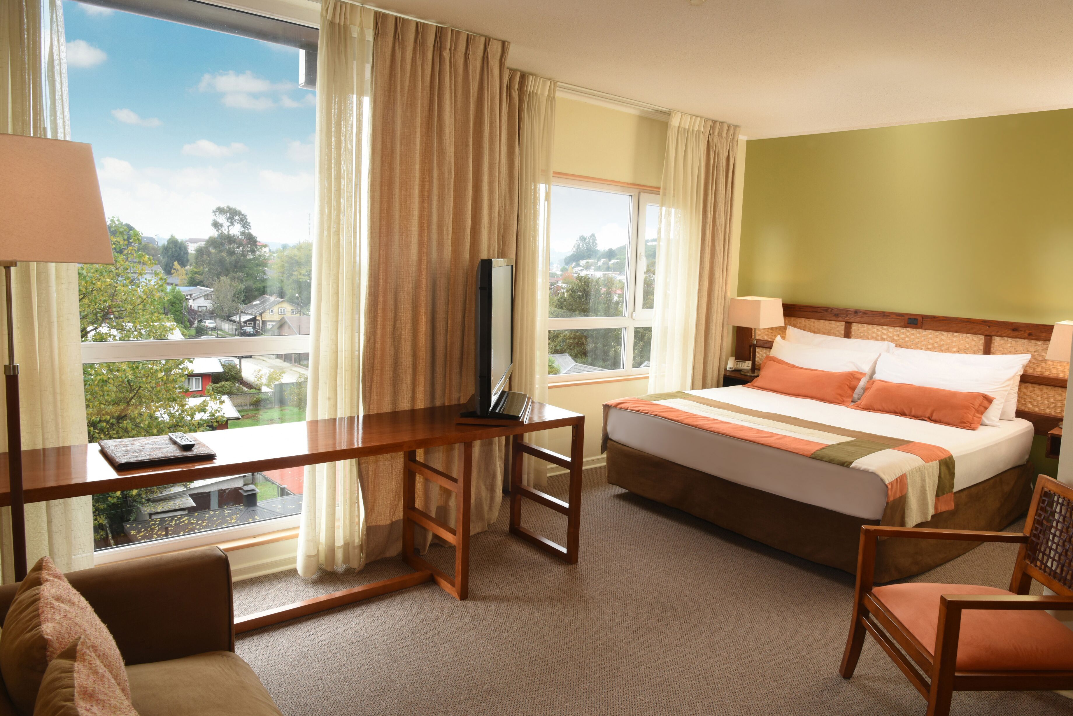 junior suite, 1 king bed | 1 bedroom, egyptian cotton sheets, premium bedding, down duvets