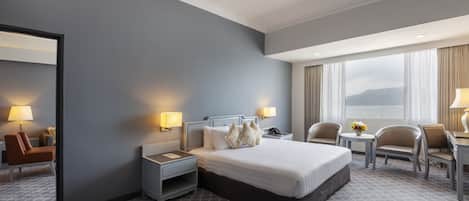 Executive Room, 1 King Bed, Club Lounge Access, Sea View | View from room