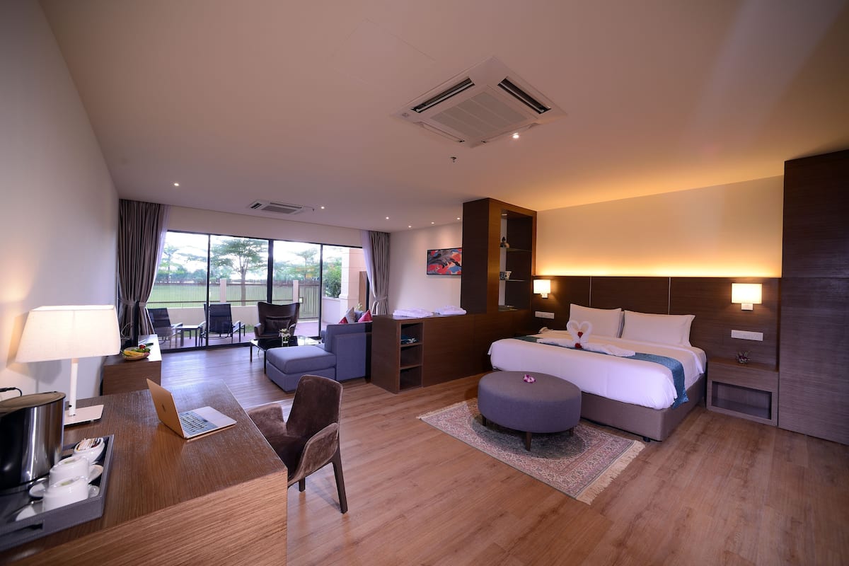 Betten mit Memory-Foam-Matratzen, Minibar, Zimmersafe, Schreibtisch