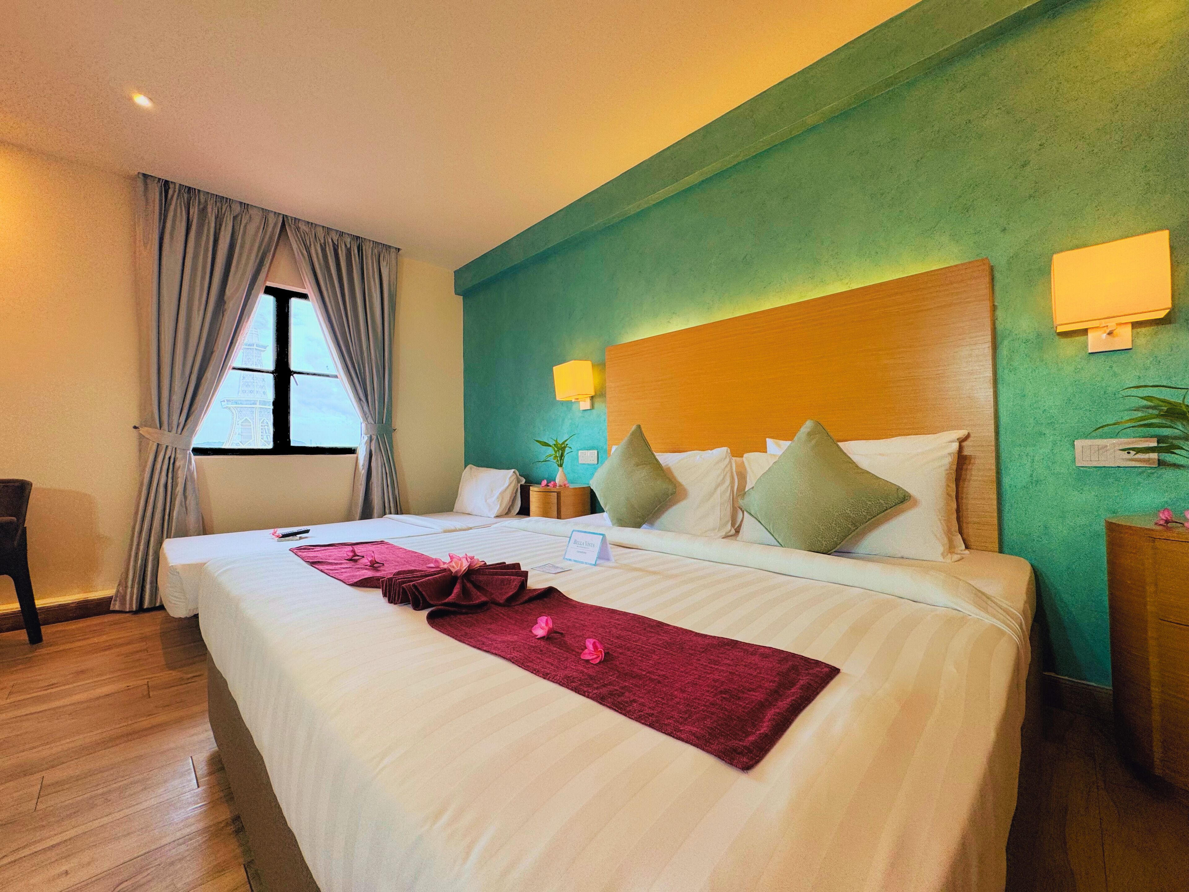 Memory-foam beds, minibar, in-room safe, laptop workspace