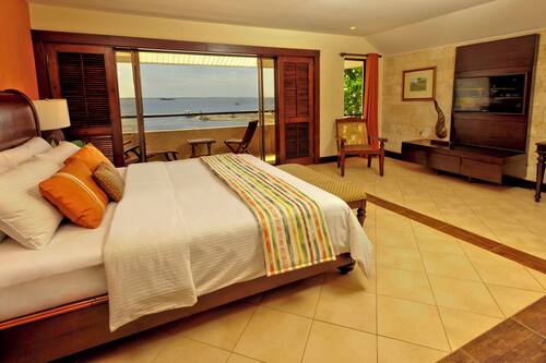 1 bedroom, minibar, in-room safe, desk
