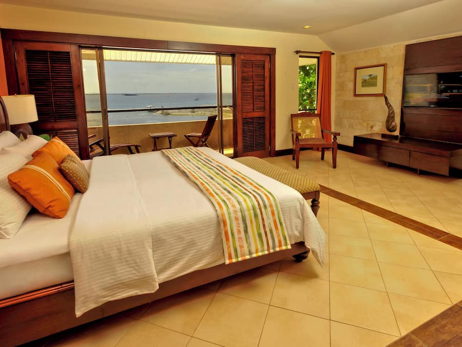 Quarto | 1 quarto, frigobar, cofres nos quartos, escrivaninha