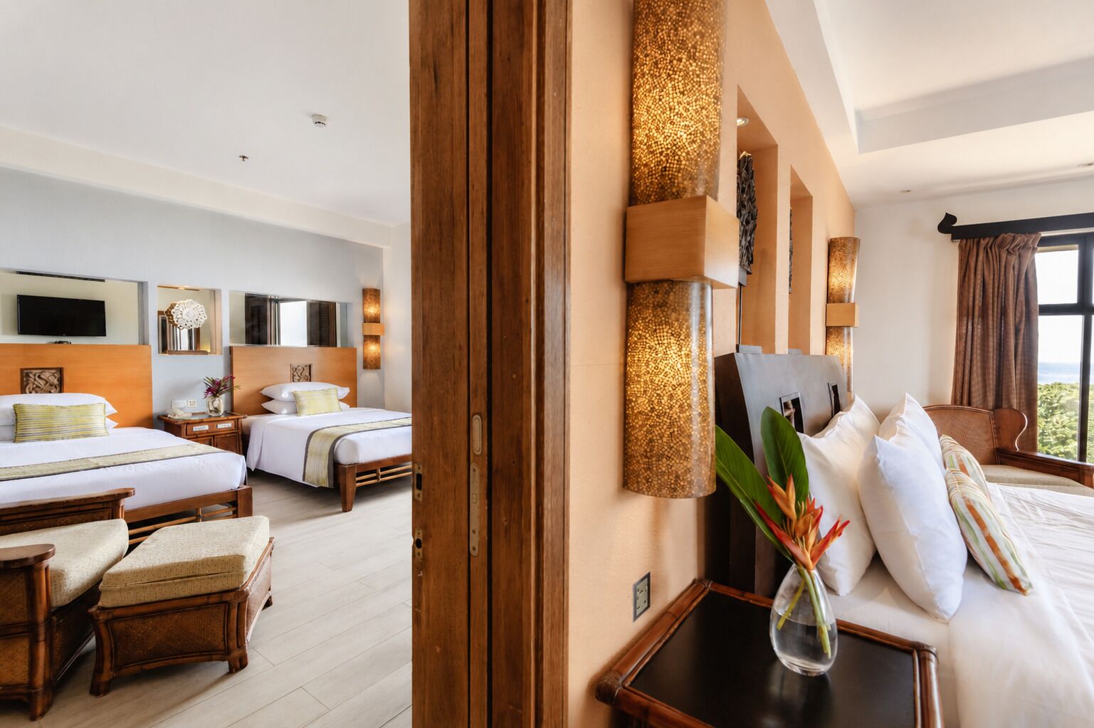 2-Bedroom Seafront Suite | 1 bedroom, minibar, in-room safe, desk