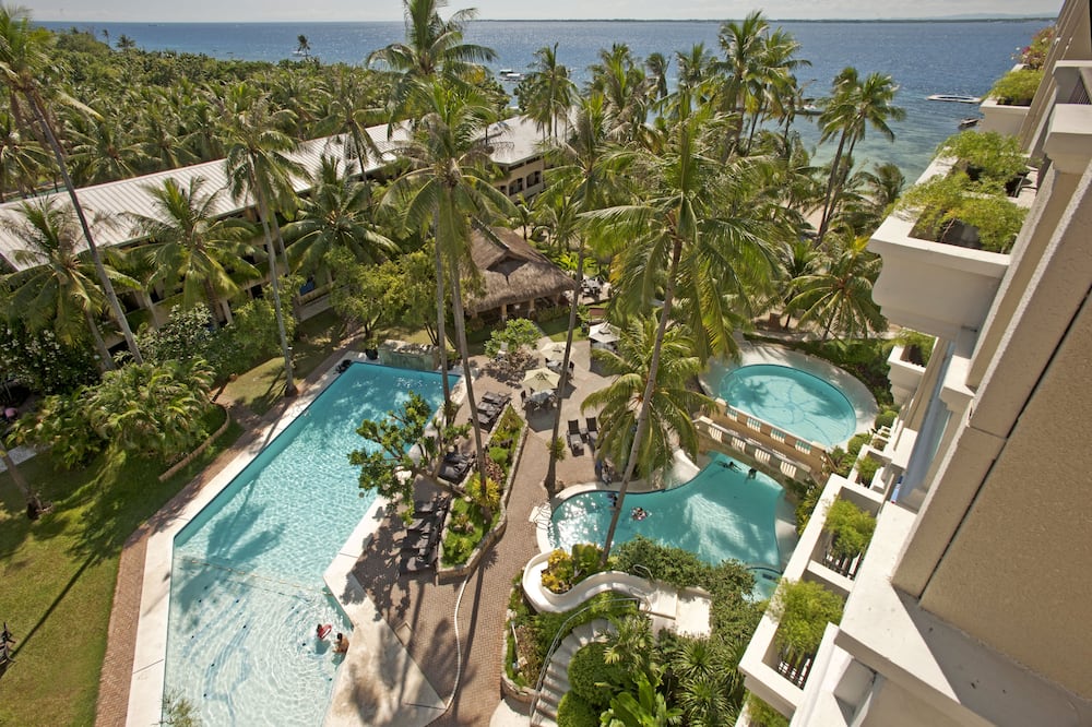 Costabella Tropical Beach Hotel