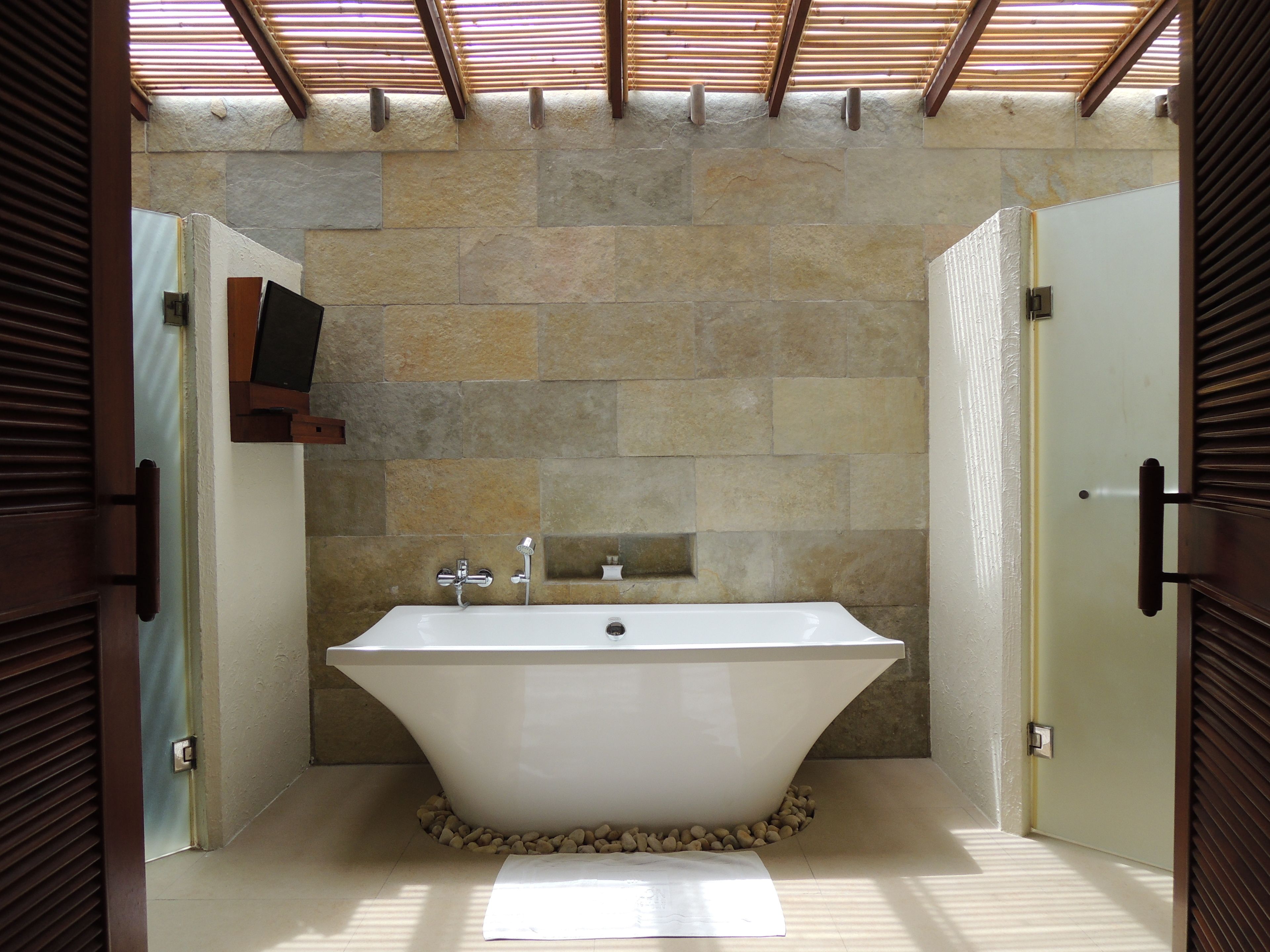 villa, 1 bedroom, private pool | bathroom | free toiletries, slippers, towels