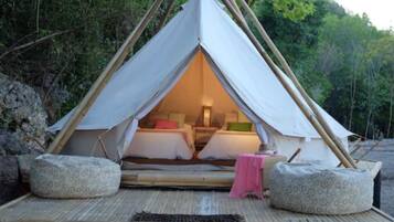 Tente (Glamping) | Vue de la chambre