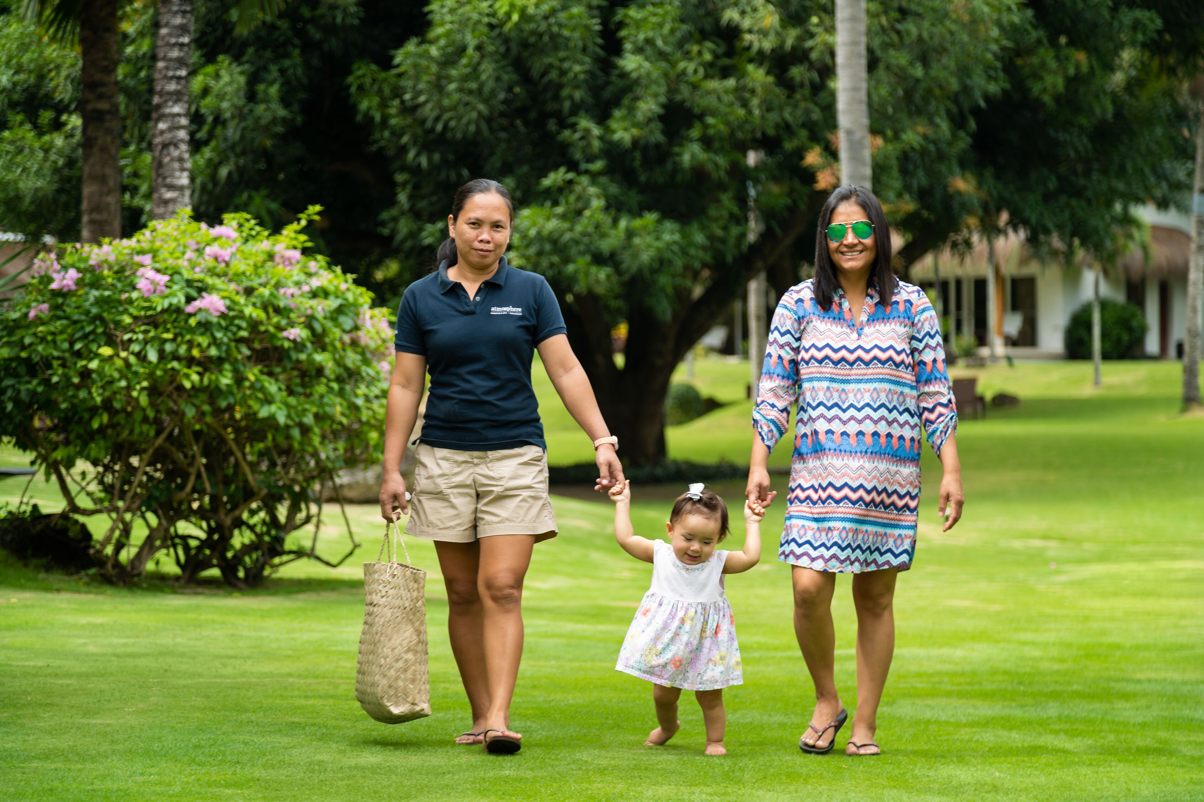 Egyptian cotton sheets, premium bedding, down duvets, minibar