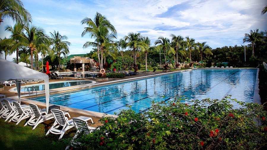 Fort Ilocandia Resort Hotel