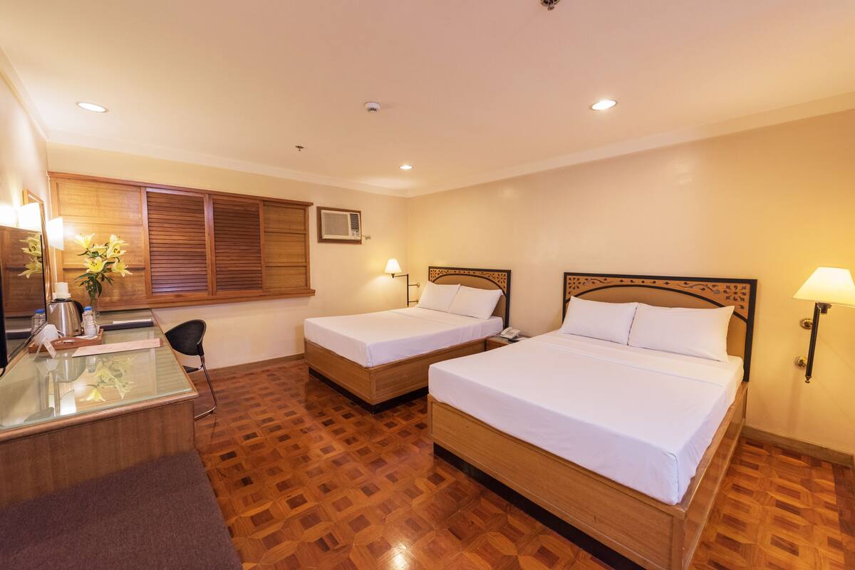 Superior Room | Minibar, in-room safe, desk, WiFi (free)