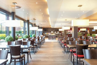 Holiday Inn Express Zurich Airport by IHG