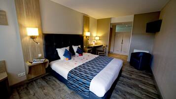 Caja de seguridad en la habitación, escritorio y insonorización