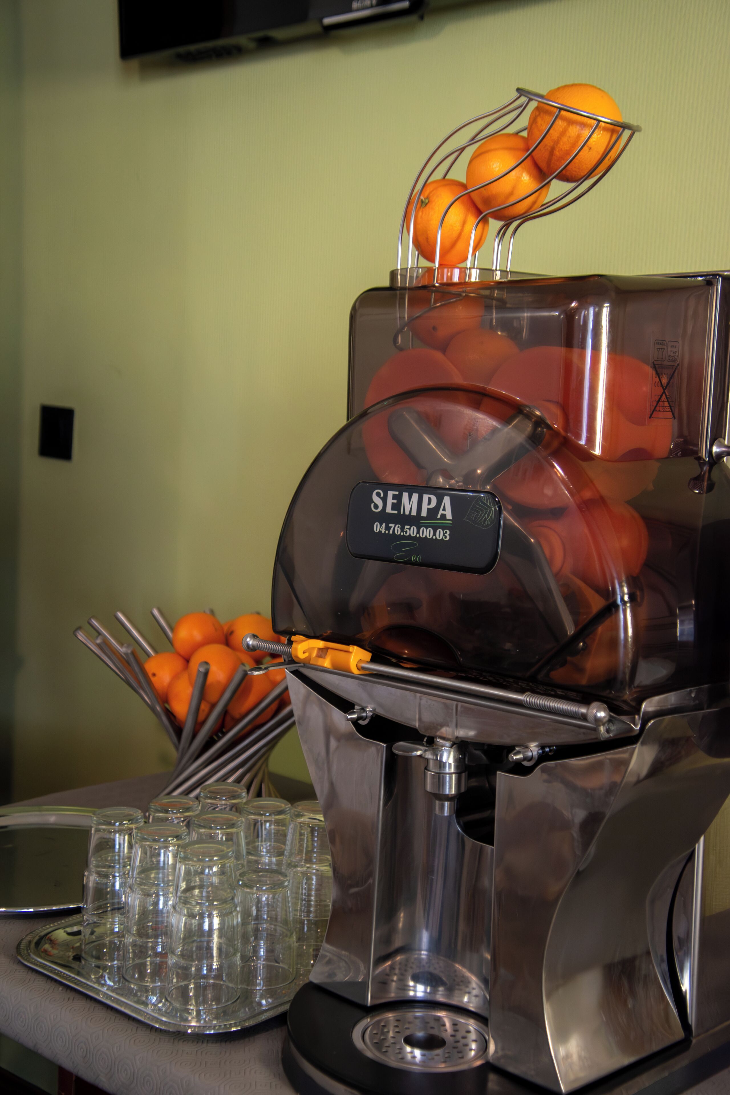 daily buffet breakfast (eur 9 per person)