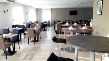 Dagelijks ontbijtbuffet (EUR 12 per persoon)