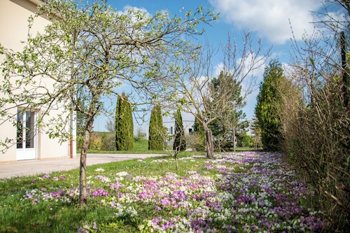 Logis De France Des Sources