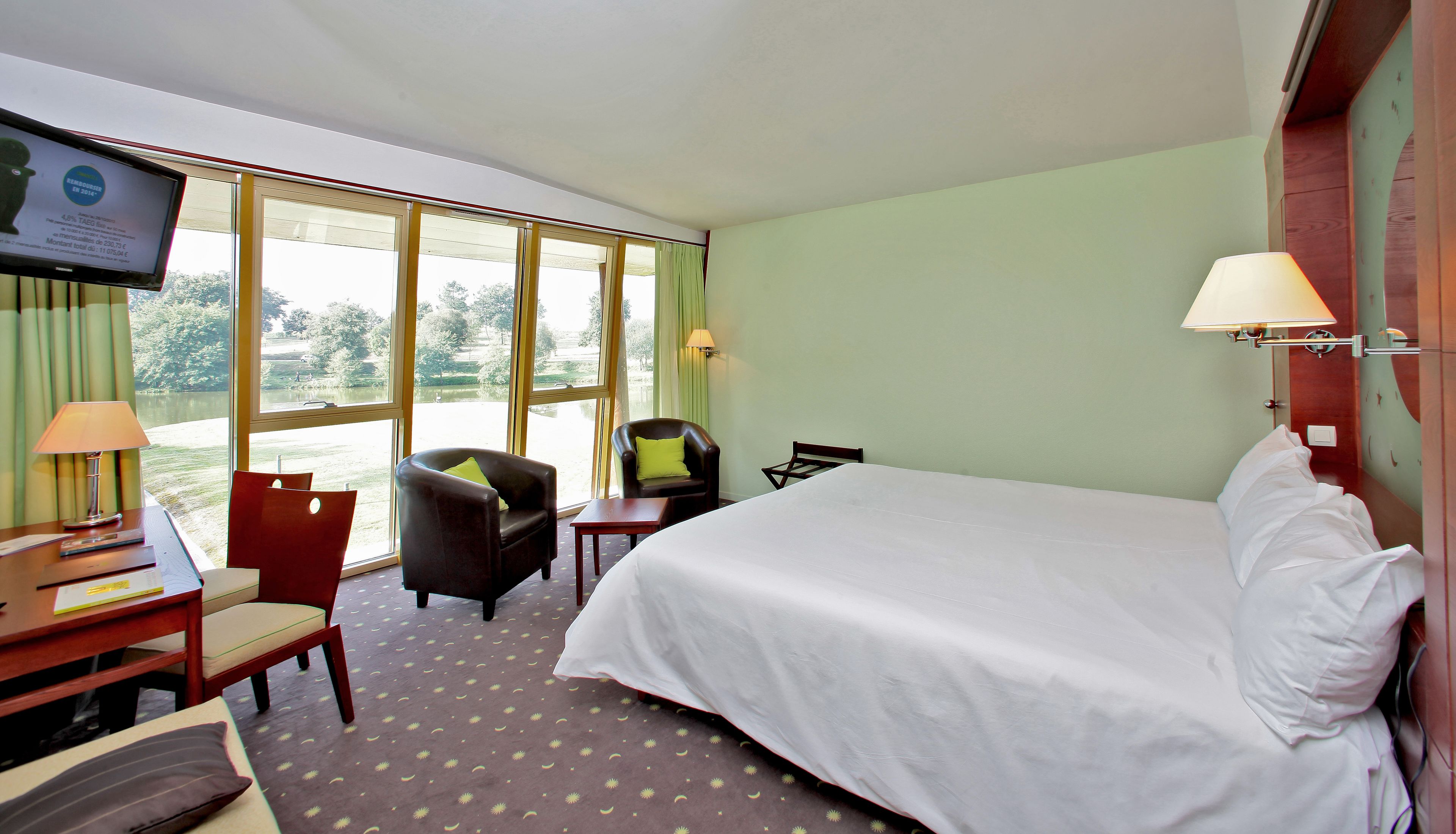 suite | desk, free cots/infant beds, free wifi, bed sheets