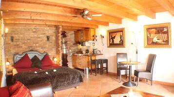 Apartment with Terrace, Garden View | Reception