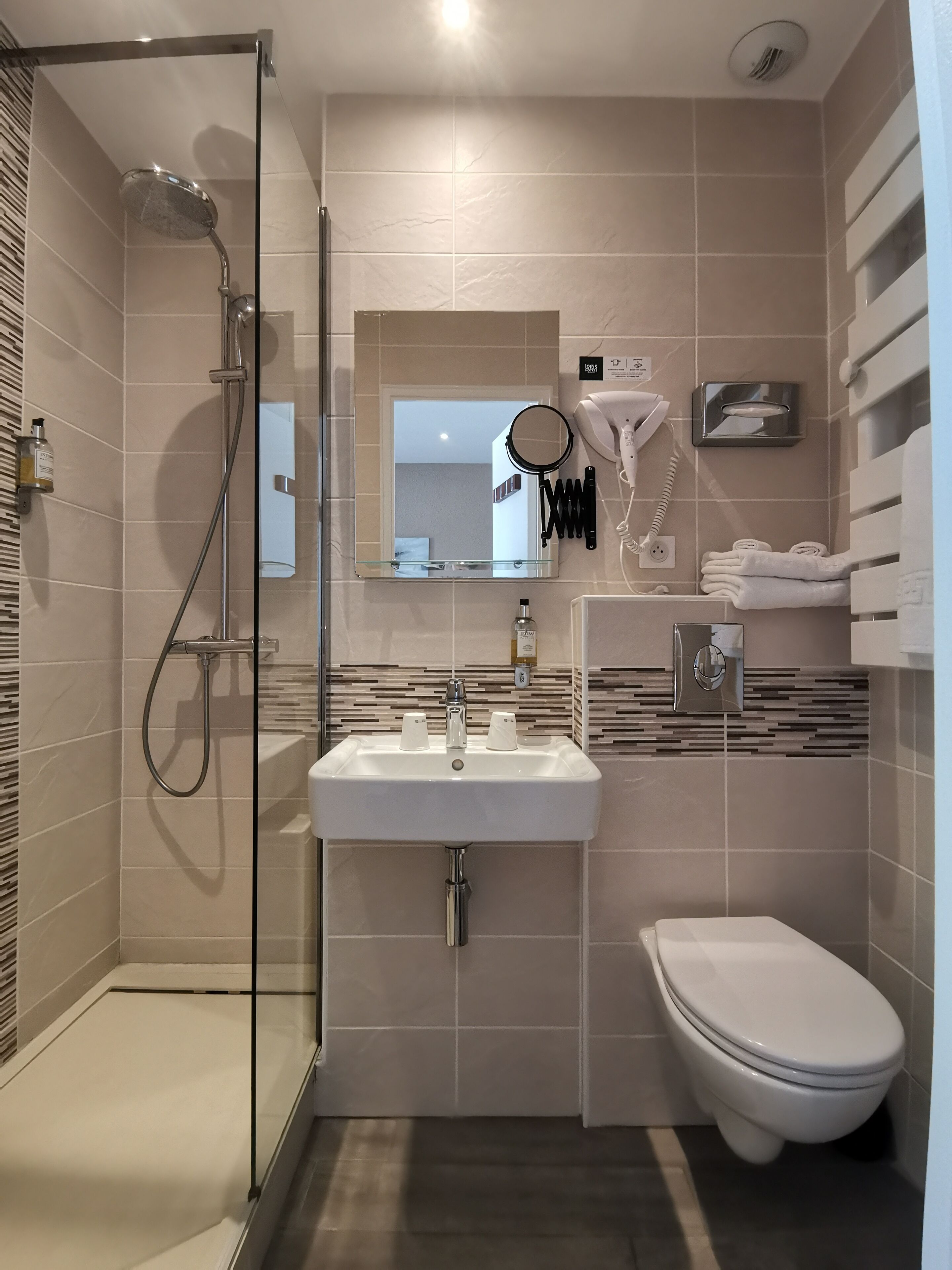 double room | bathroom | free toiletries, hair dryer, towels